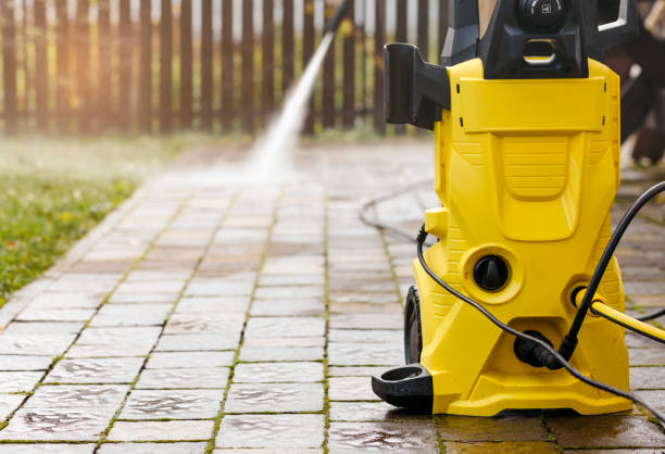 Best Oil Spill Cleanup  in Holmen, WI